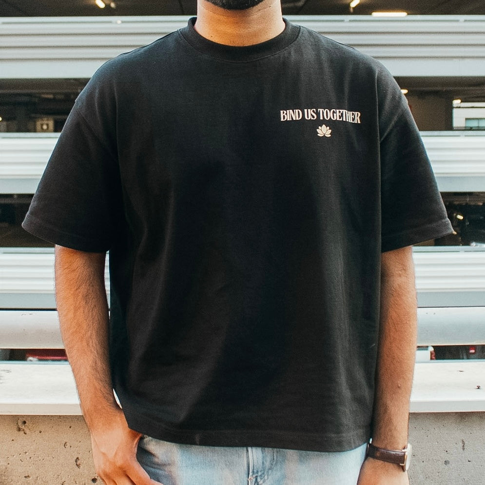 KRISTHIYANI Boxy Heavyweight Graphic Tee